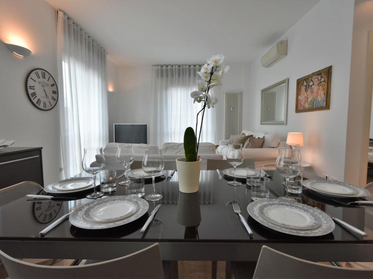 Apartment Corso Genova Apartment By Interhome Milano Eksteriør bilde